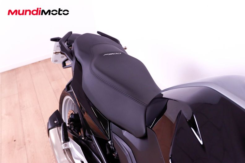 Motorbike image 12