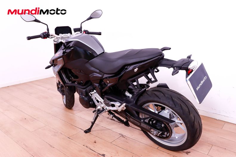 Motorbike image 6