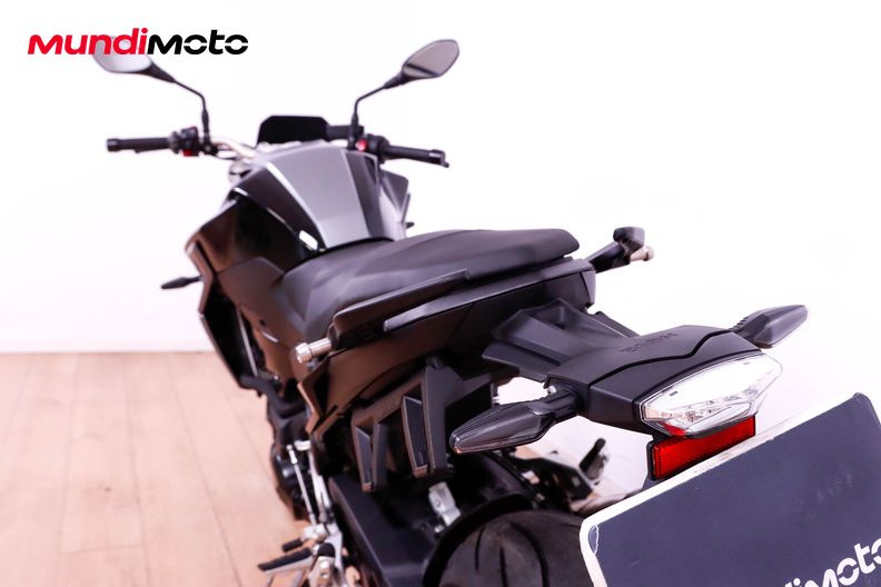 Motorbike image 9