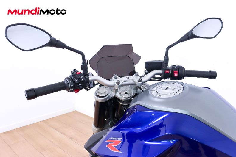 Motorbike image 10