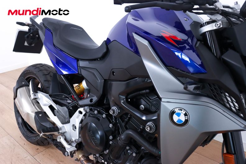 Motorbike image 13