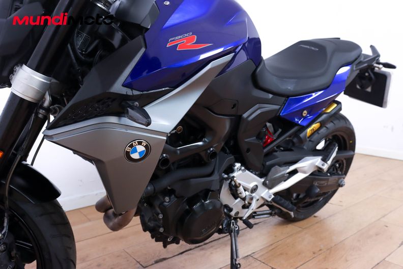 Motorbike image 8