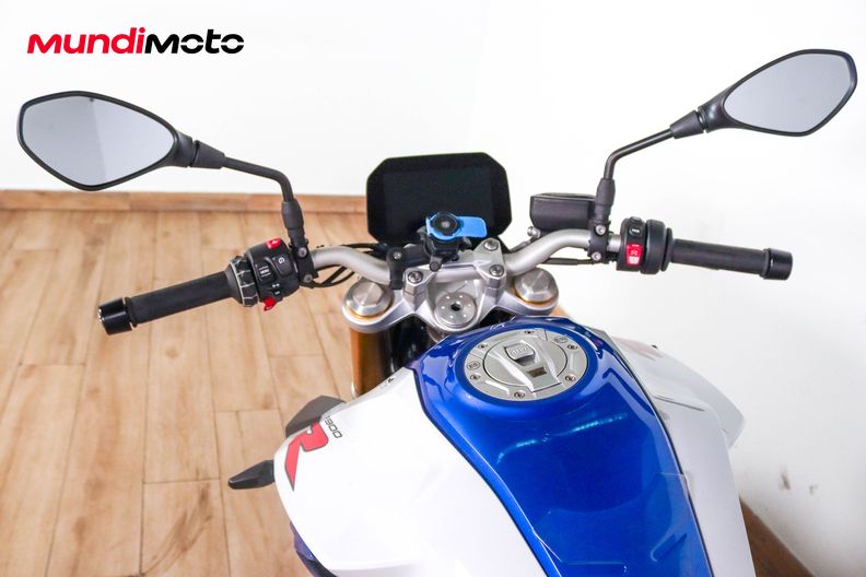 Motorbike image 10