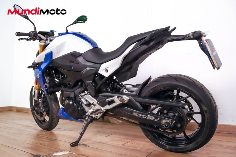 Motorbike image 6
