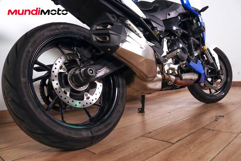 Motorbike image 3