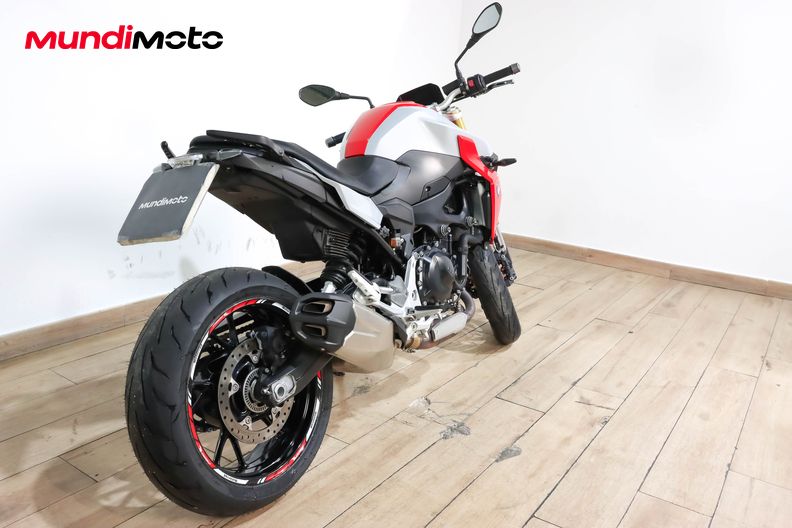 Motorbike image 2