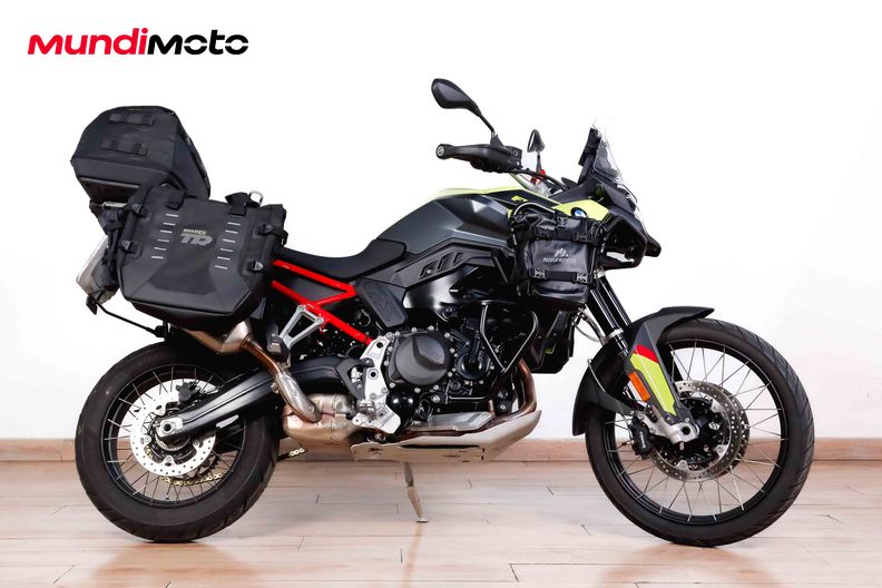 BMW F 900 GS