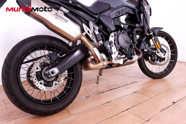Motorbike image 3