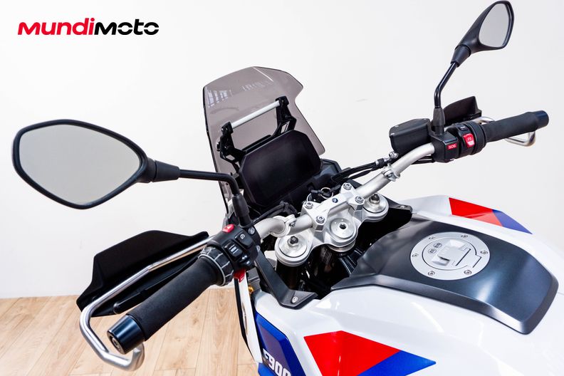Motorbike image 10