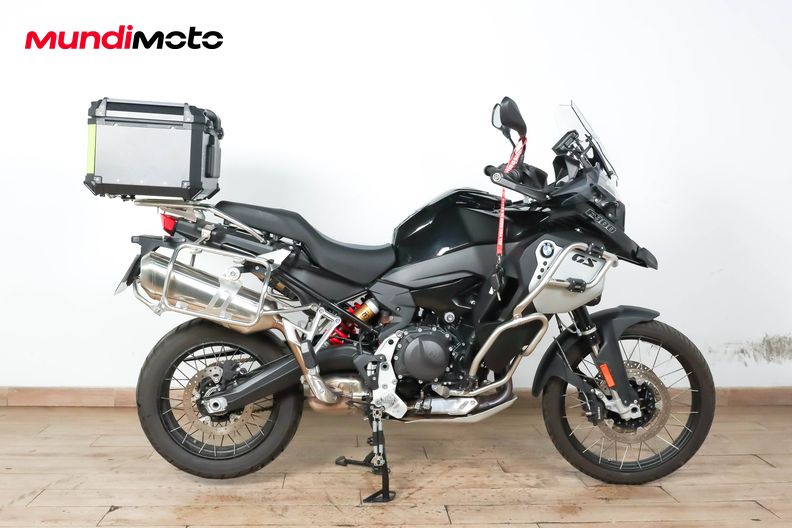 BMW F 900 GS