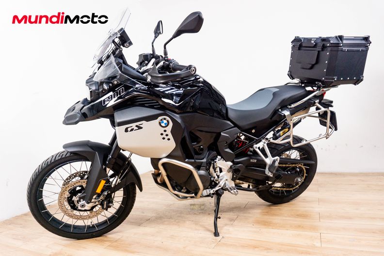 Motorbike image 6