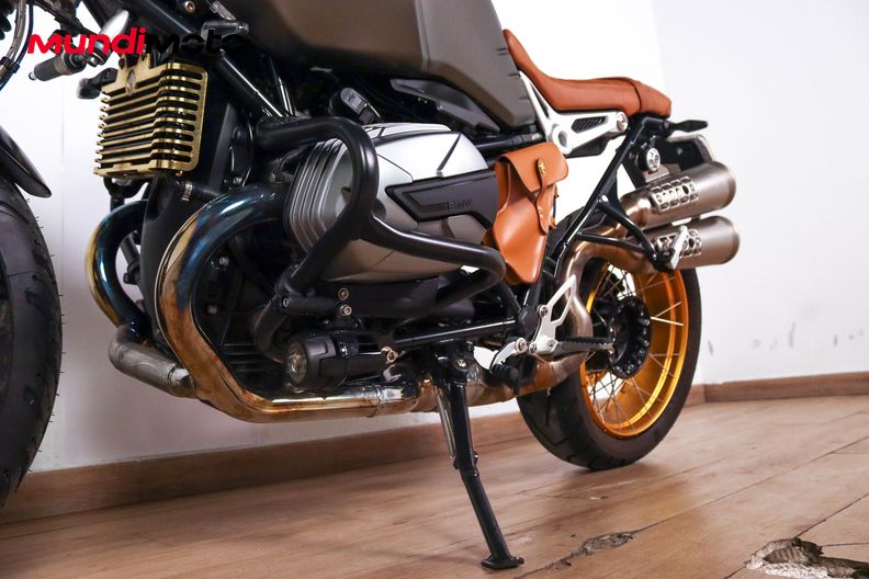 Motorbike image 8