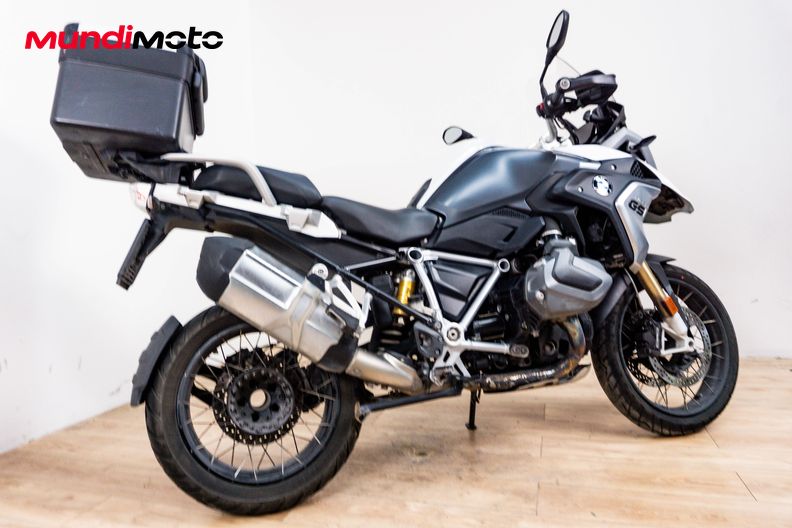 Motorbike image 2