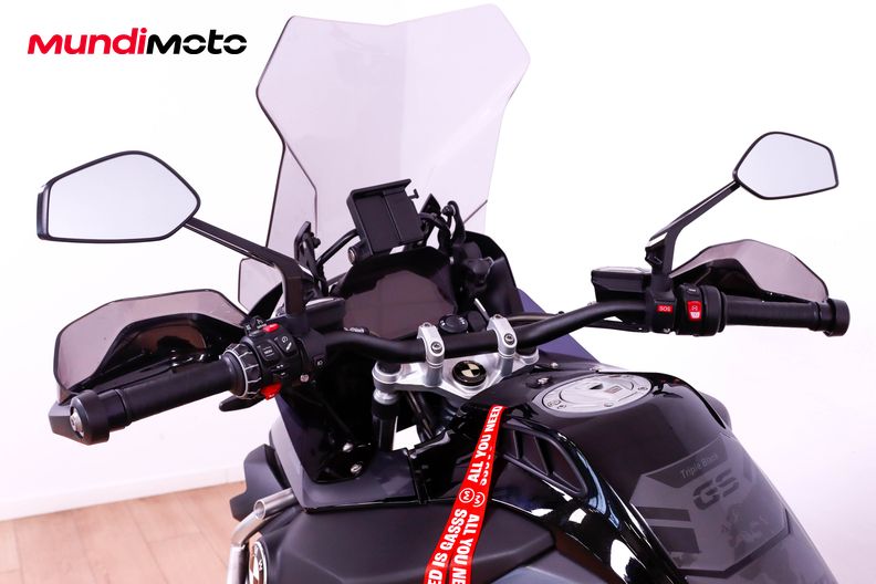Motorbike image 10