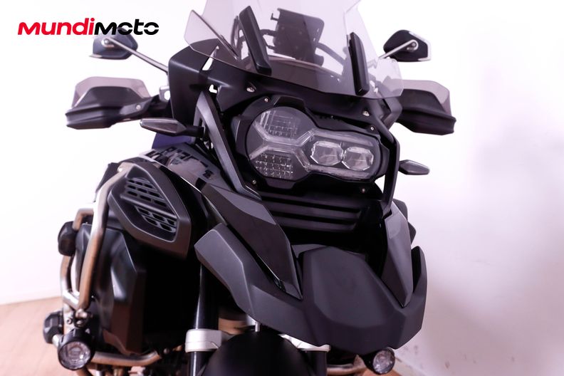 Motorbike image 4