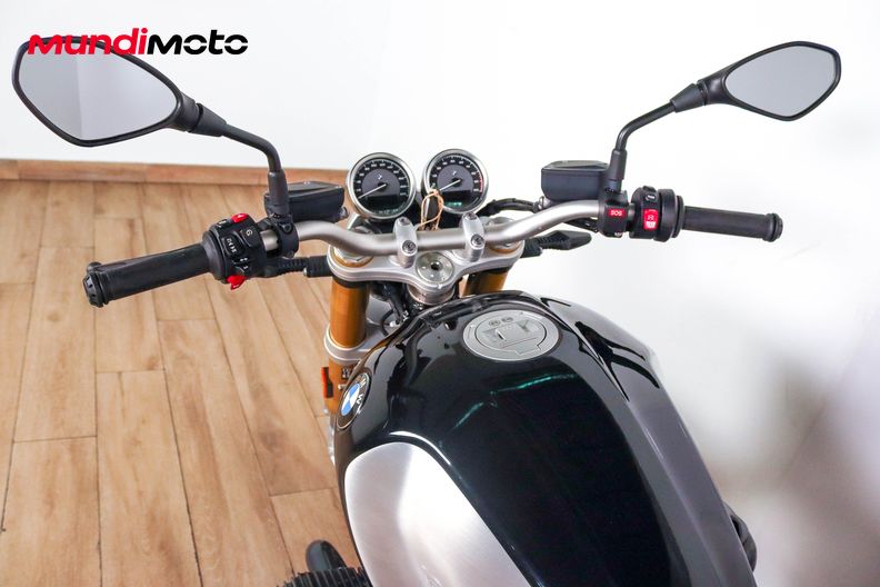 Motorbike image 10