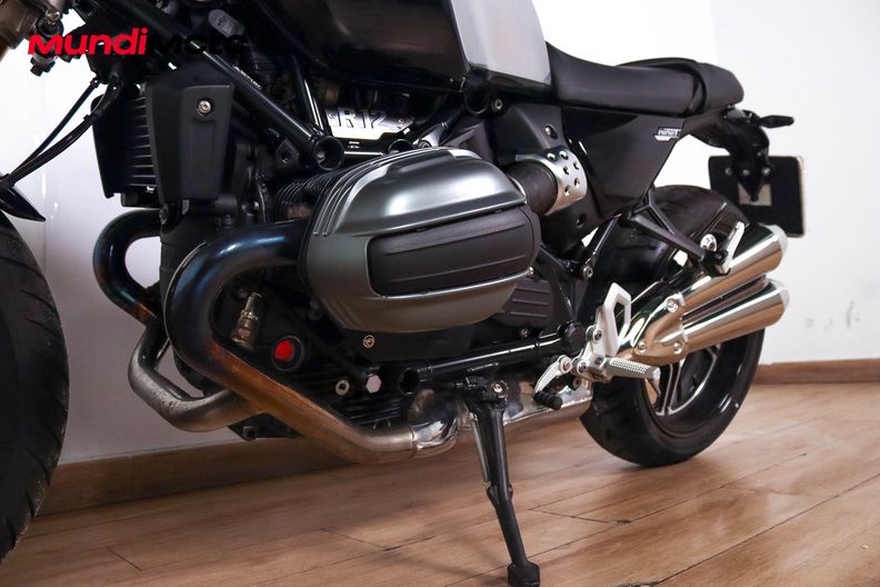 Motorbike image 8