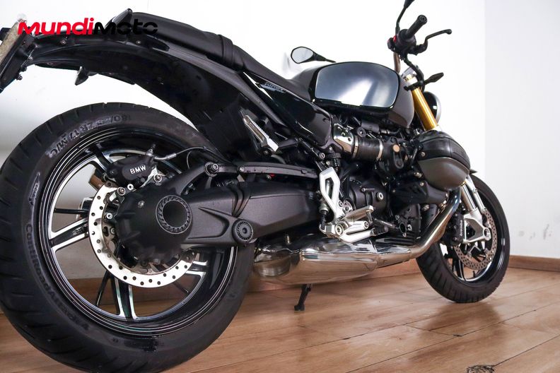 Motorbike image 3