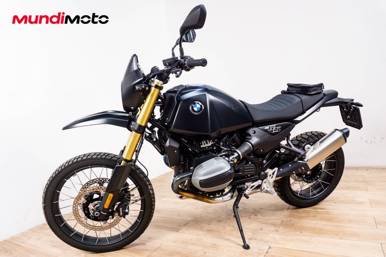 Motorbike image 6