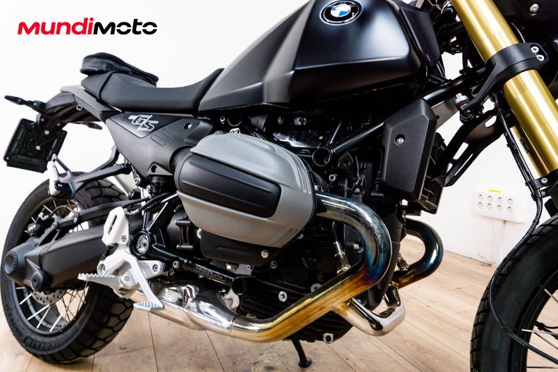 Motorbike image 4