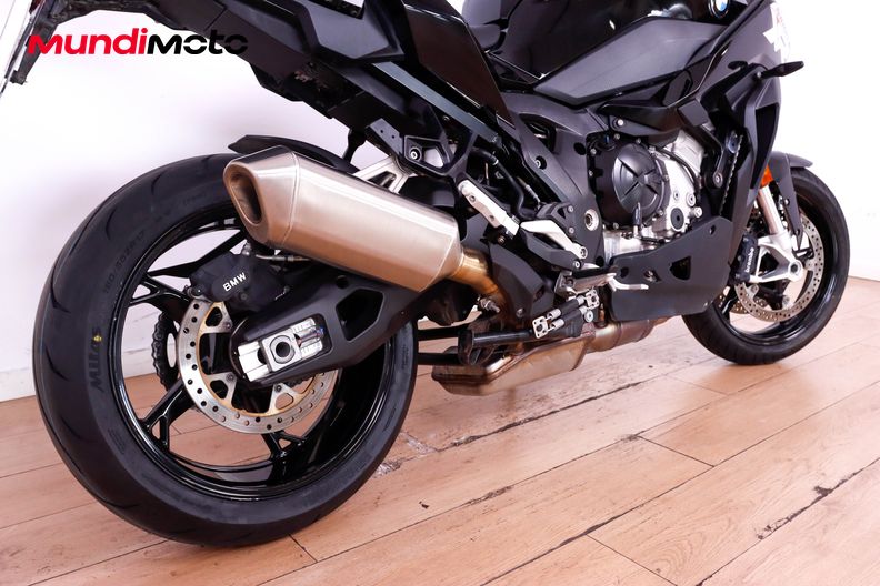 Motorbike image 3