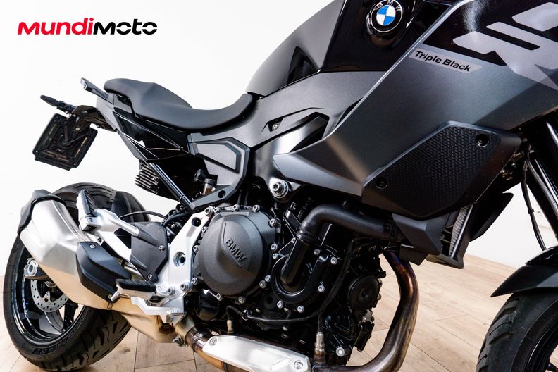 Motorbike image 4