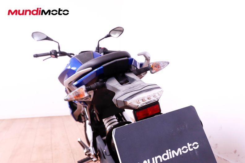 Motorbike image 9