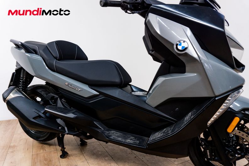 Motorbike image 4