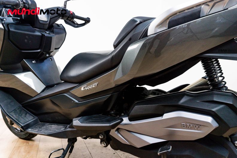 Motorbike image 8