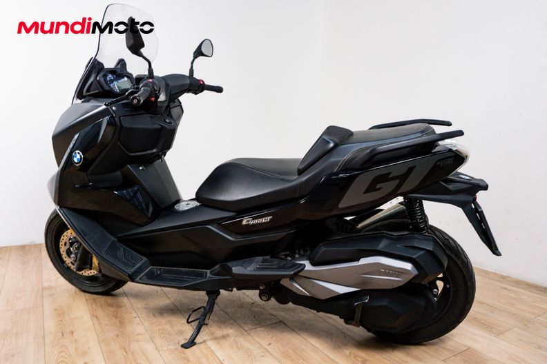 Motorbike image 7