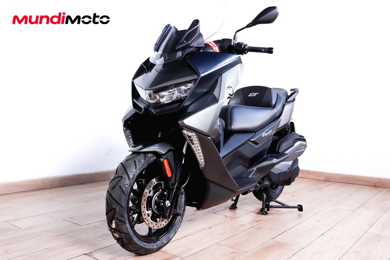 Motorbike image 7