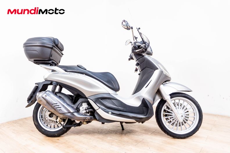vendo beverly beverly 300 ie incidentato
