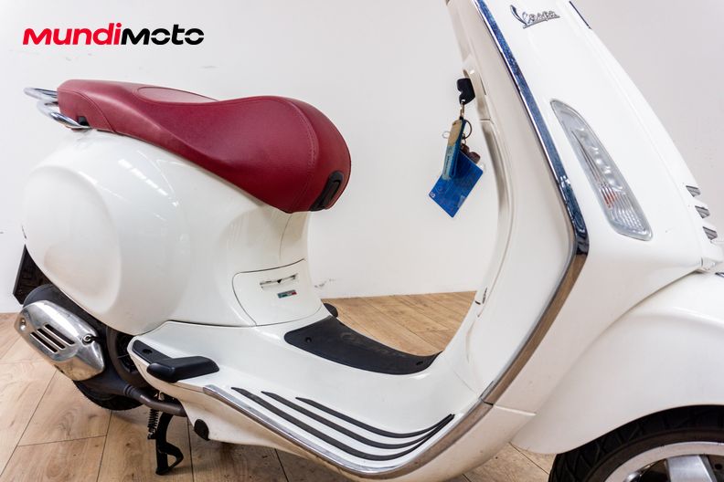 Motorbike image 4