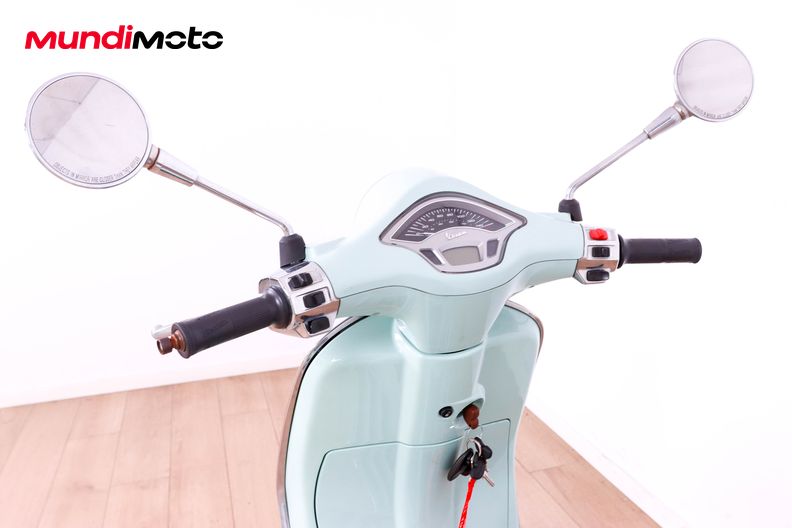 Motorbike image 10