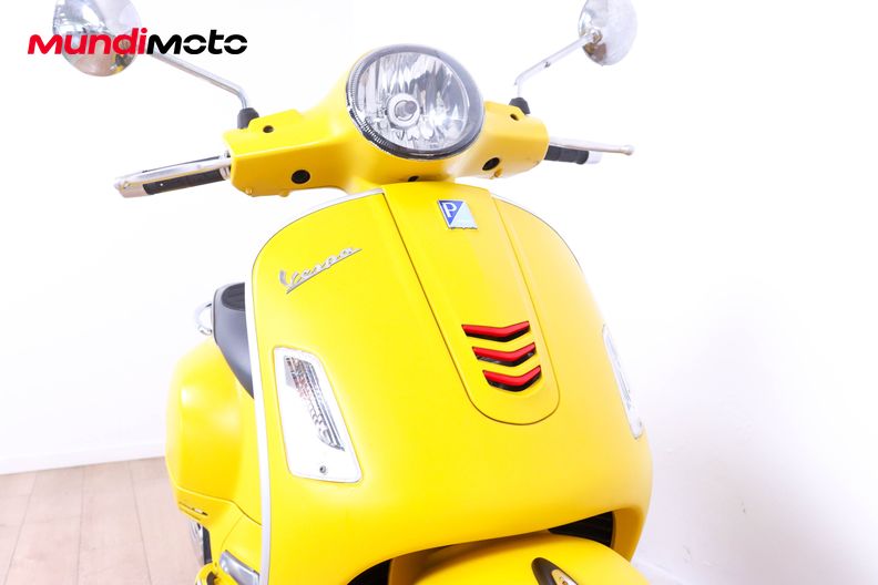 Motorbike image 4