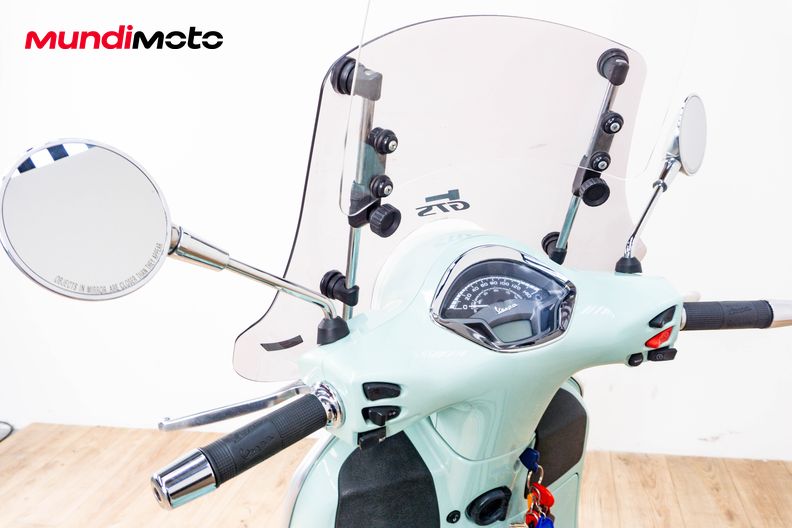 Motorbike image 10