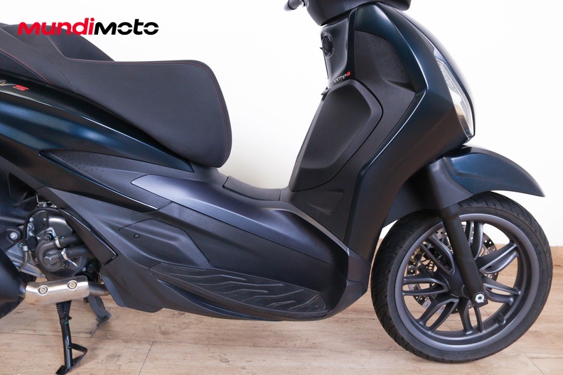Motorbike image 12