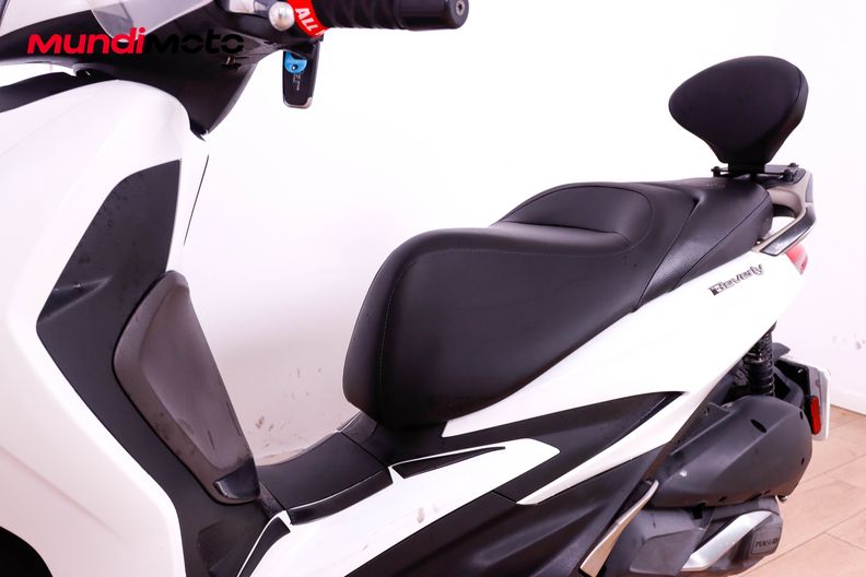 Motorbike image 8