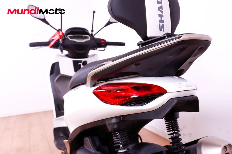 Motorbike image 9