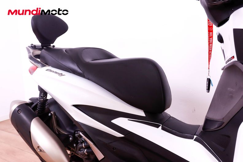 Motorbike image 3