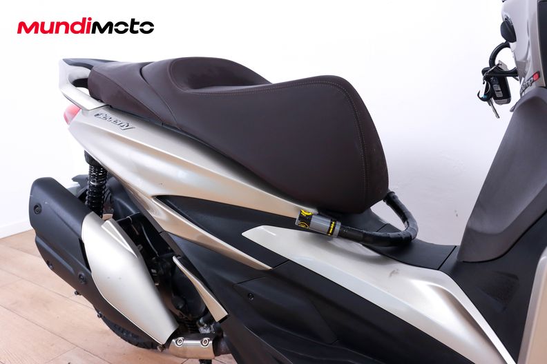 Motorbike image 13