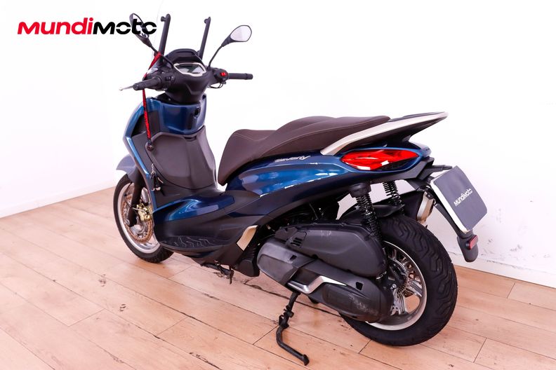 Motorbike image 6