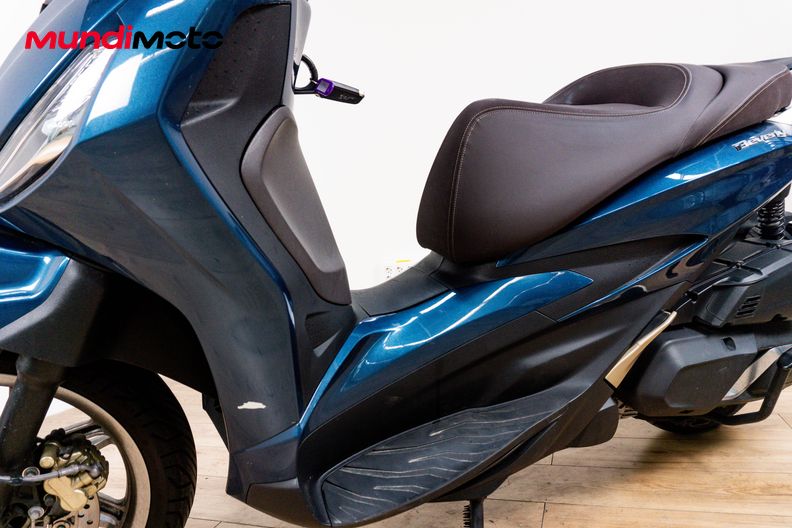 Motorbike image 9