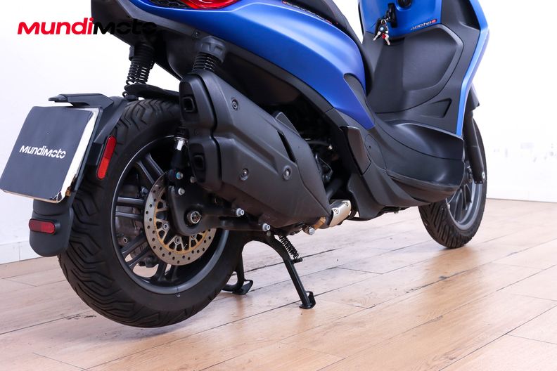 Motorbike image 3