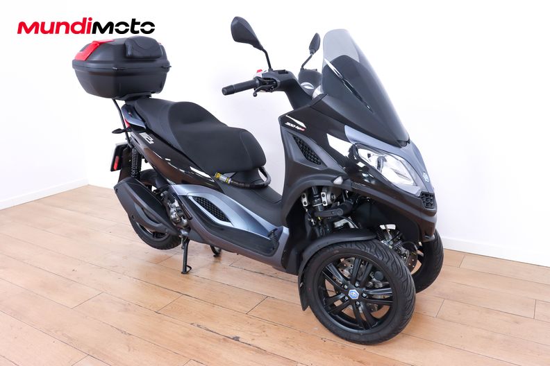 Skuter Piaggio Mp3 350 Sport 2022 PIAGGIO MP3 300 HPE Mundimoto