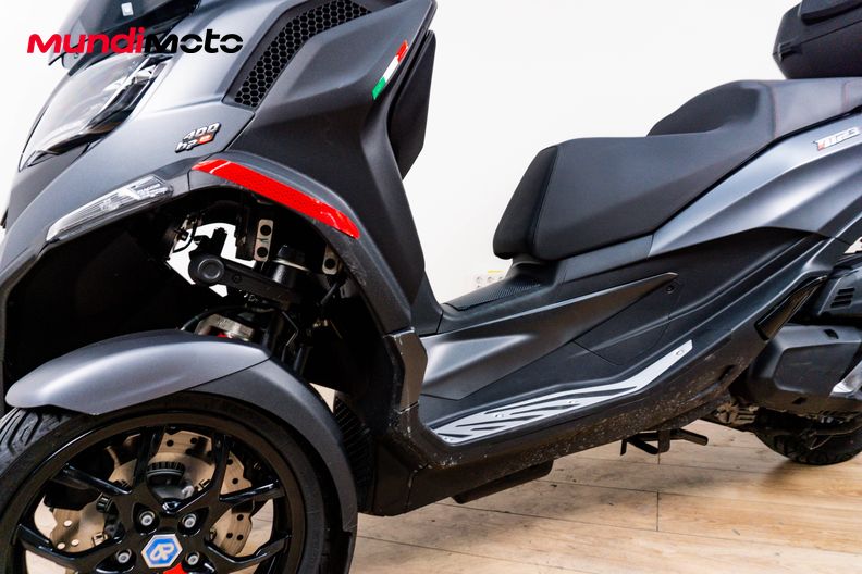 Motorbike image 9