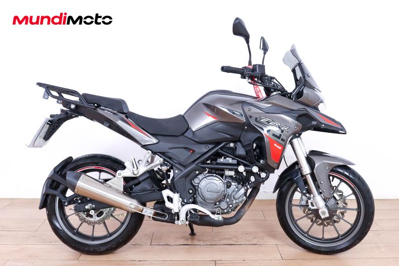 Benelli TRK 251