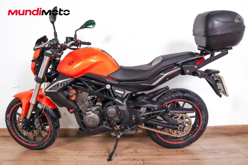 Motorbike image 5