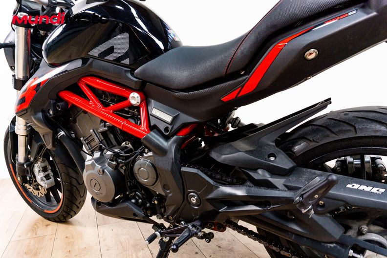 Motorbike image 8