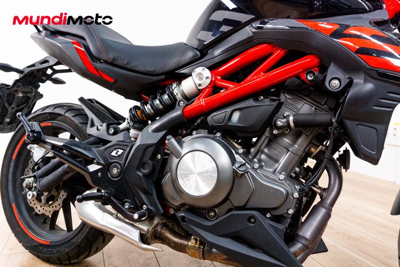 Motorbike image 4